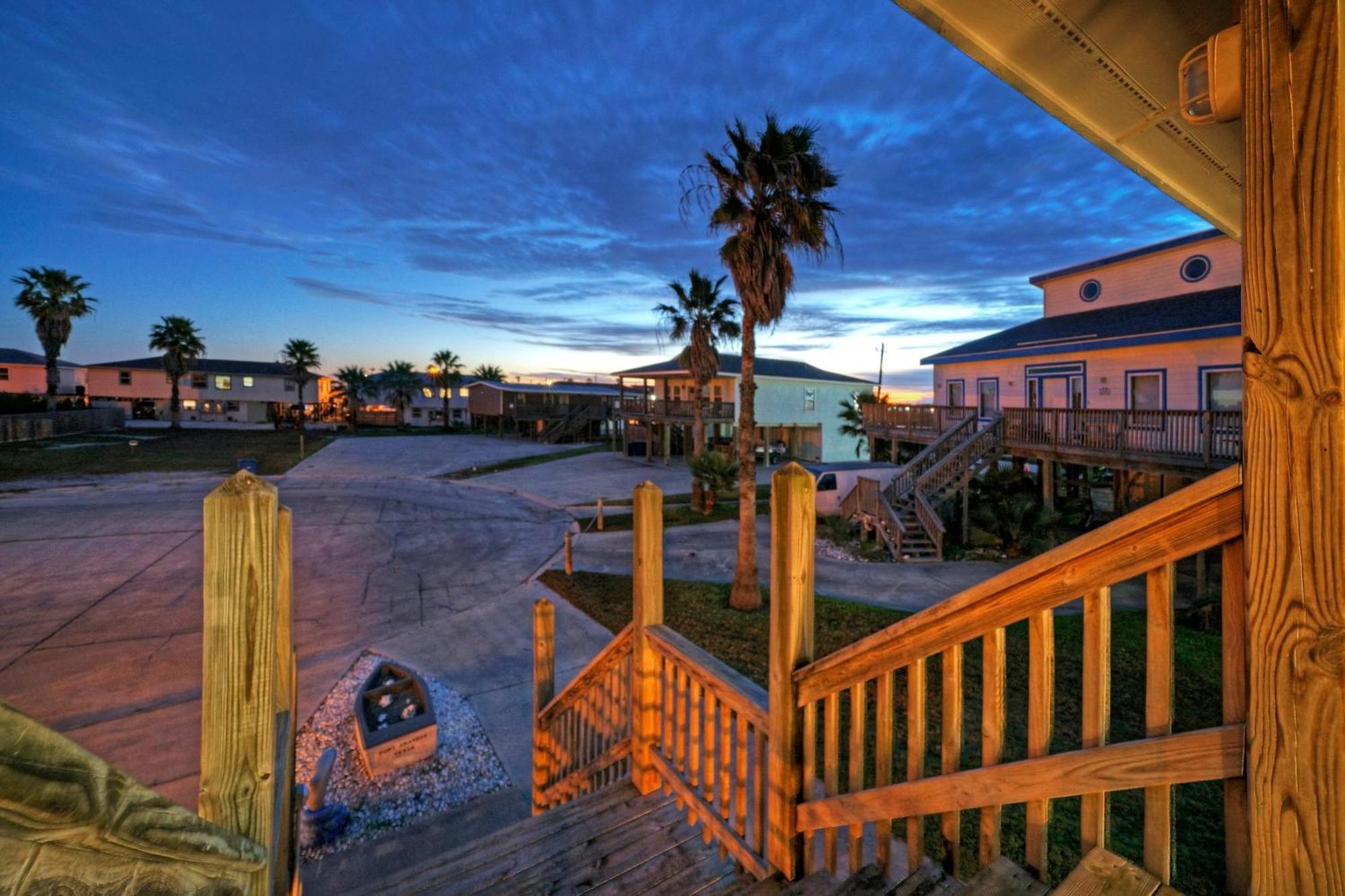Sea Therapy By Avantstay Private Pool Balcony Sunset Views Порт-Аранзас Экстерьер фото